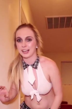 Photo of Casey Ballerini